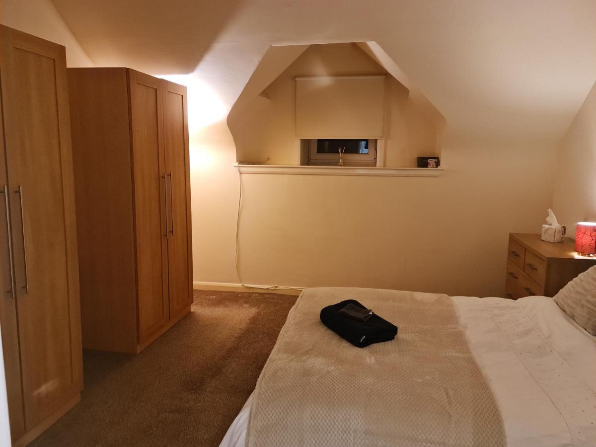 Ferienwohnung Comfortable 2 Bed Townhouse. Near To Amenities. Beith Exterior foto